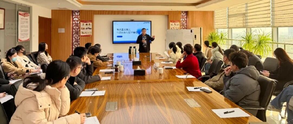 产教融合，智汇未来——校企共话管理实践，赋能协同成长